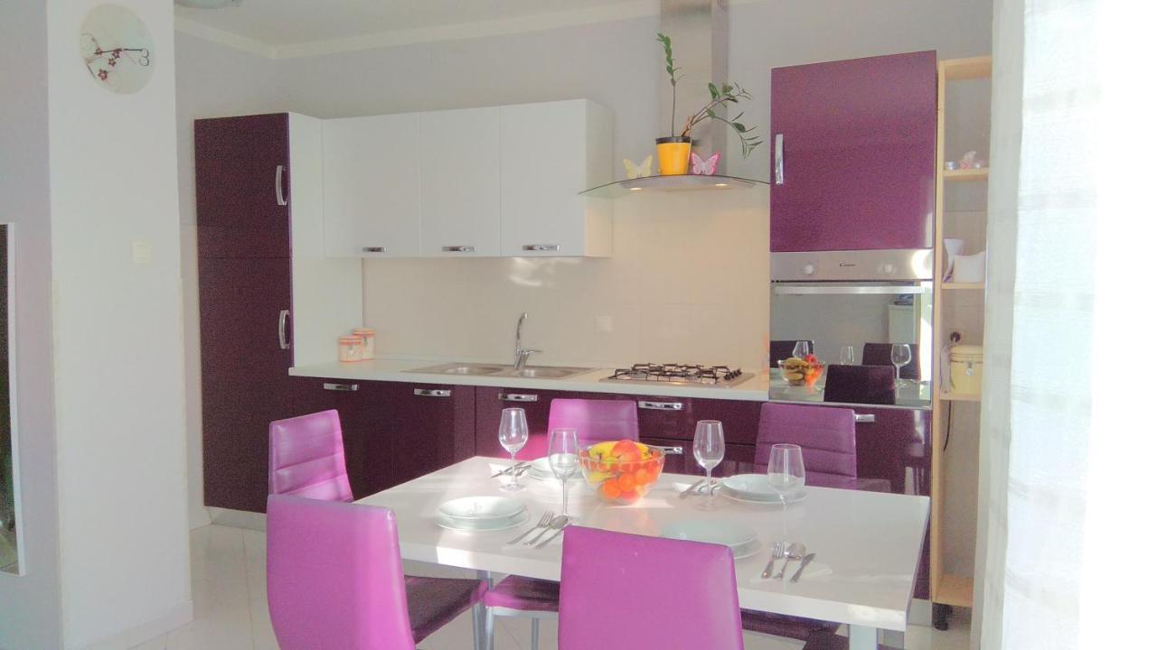 Laura Apartman Koromačno Kültér fotó